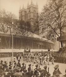 Uznany przez Tysiące w Westminsterze, 12 maja 1937 r.