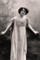 Adrienne Augarde 1882-1913, angielska aktorka, 1907