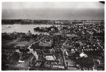Widok z lotu ptaka na Recife, Brazylia, z Zeppelina, 1930 1933
