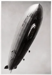 Sterowiec LZ127 Graf Zeppelin, widok z dołu, 1933