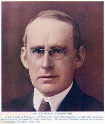 Arthur Stanley Eddington 1882-1944, brytyjski astronom i fizyk, c1934