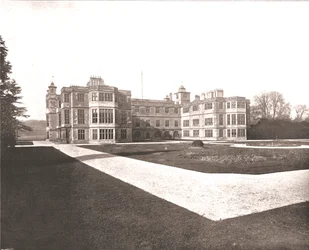 Audley End, Szafran Walden, Essex, 1894.