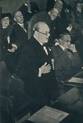 Nadawanie do Imperium i Ameryki, c1945.