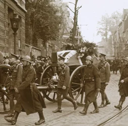 Pogrzeb Edith Cavell, Bruksela, Belgia, 1915