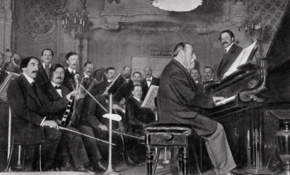Camille Saint-Saens, francuski kompozytor, muzyk i dyrygent, 1910