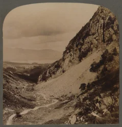 Castle Crag i piękna dolina Borrowdale, Lake District, Anglia, 1903.