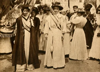 Christabel Pankhurst i Emmeline Pethick-Lawrence, Hyde Park, Londyn, 21 czerwca 1908, 1933.
