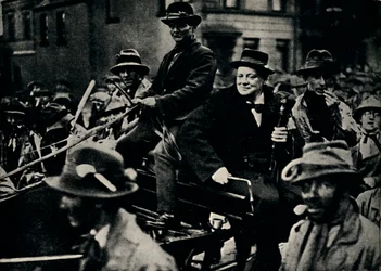 Churchill w Belfaście ponownie, 1926, 1945.