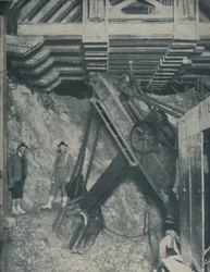 Wydrapywanie serca góry do tunelu w Colorado City, ok. 1935 r.