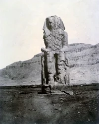 Kolosy Memnona, Teby, Egipt, 1852 r.
