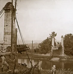 Uszkodzony most, Dormans, północna Francja, c1914-c1918