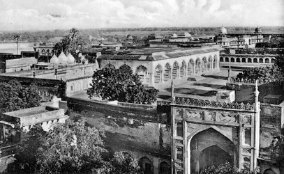 Diwan-i-am wewnątrz fortu Agra, XX wiek
