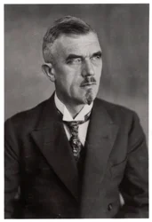 Dr Ludwig Duerr, niemiecki konstruktor sterowców, koniec XIX lub początek XX wieku 1933