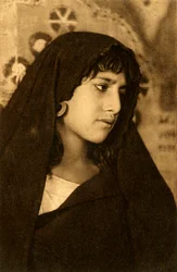 Egipt - Arabian Beauty, c1918-c1939.