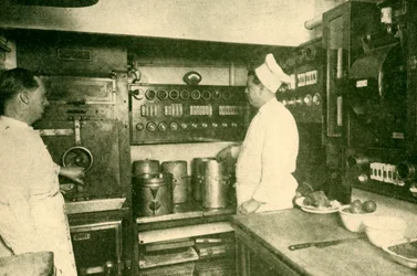 Kuchnia wyposażona w elektrycznie, London and North Eastern Railway, 1930.