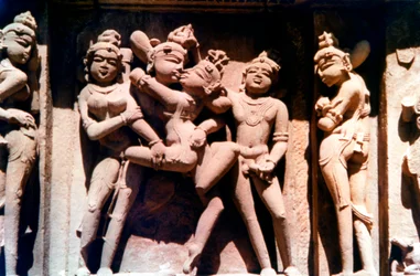 Rzeźba erotyczna, świątynia hinduska, Khajuraho, Indie, 950 - 1050
