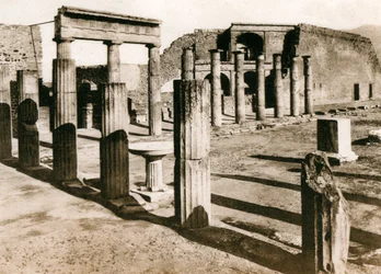 Forum trójkątne, Pompeje, Włochy, ok. 1900