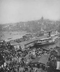 Most Galata, który łączy Galatę i Perę, 1913