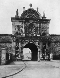 Brama Cytadeli, Plymouth, Devon, 1924-1926