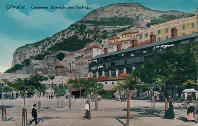 Gibraltar - Koszary kazamatowe i działo skalne, ok. 1900 r.
