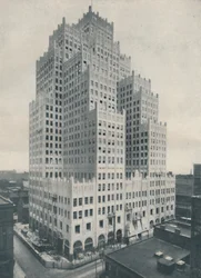Nadanie znaczenia drapaczowi chmur: zgrupowane wieże w St. Louis, c1935
