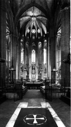 Sztuka gotycka: widok na chór katedry św. Eulalii. 1298. Barcelona, Hiszpania
