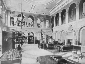 Zamek Grimsthorpe, Lincolnshire – hrabia Ancaster, 1910