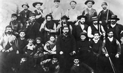 Grupa paryskich robotników uczestniczących w Komunie, fot. Komuna Paryska 1871