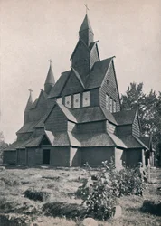 Drewniany kościół w Hitterdal, 1914.