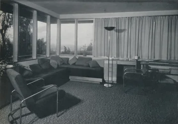 Dom w Los Angeles autorstwa Richarda J. Neutry. - Ujęcie wnętrza pomieszczeń mieszkalnych, 1942 r.
