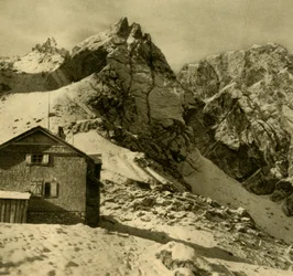 Karlsbaderhütte, Lienz Dolomity, Austria, ok. 1935.