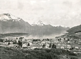 Jezioro Wakatipu i góry, Queenstown, Nowa Zelandia, 1895.