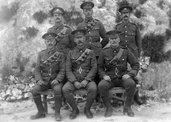 Główna straż, królewski skład marynarki, Fleet House i Archcliffe Fort, Dover, c1916