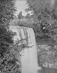 Minnehaha Falls, Minn., c1897.