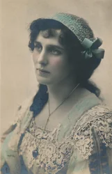 Panna Evelyn Millard 1849-1941, ok. 1930.