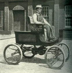 Samochód wyposażony w nowy akumulator, 1902.