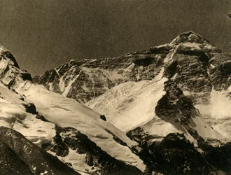 Mount Everest z bazy, c1918-c1939.