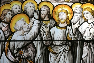 Witraż w kościele Notre Dame de Beaune: Święty Piotr protestuje przeciwko swojej wierności Chrystusowi Beaune France