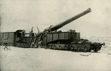 Jedna z brytyjskich armat Monster, 1919.