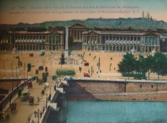 Panorama Place de la Concorde w kierunku Bazyliki Sacre-Coeur na Montmartre w Paryżu,