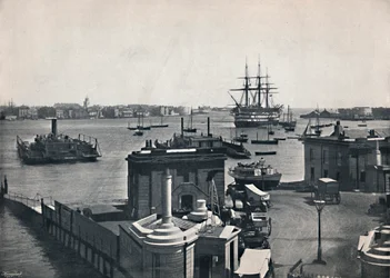 Portsmouth - Widok ogólny portu, przedstawiający pancernik Nelsons, Zwycięstwo., 1895