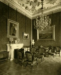 Gabinet prywatny cesarza Franciszka Józefa I w Hofburgu, Wiedeń, Austria, c1935.
