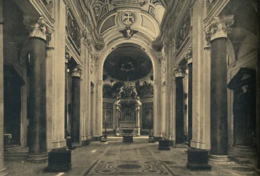 Roma - Wnętrze Bazyliki Świętego Krzyża w Jerozolimie, 1910