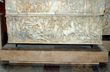 Rzymski sarkofag z legendą o Selene i Endymionie, 230-235 rne
