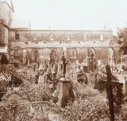 Kościół bez dachu, Marne, północna Francja, c1914-c1918