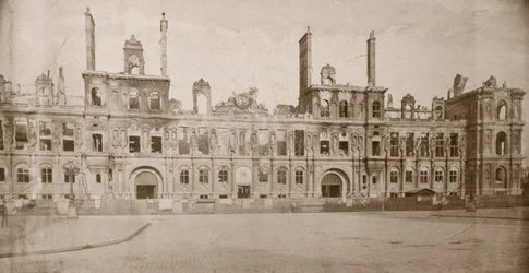 Ruiny Hotelu de Ville, Paryż, maj 1871