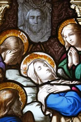 Katedra Saint-Corentin (Saint Corentin), Quimper Witraże: Zaśnięcie, Quimper, Francja