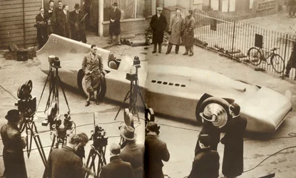 Sir Malcolm Campbells ubiegał się o nowy rekord, 1935.