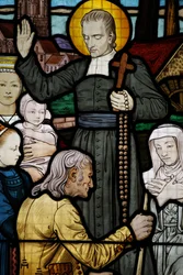 Witraże w kościele Saint-Honore d