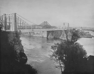 Mosty podwieszane i wspornikowe, St. John, New Brunswick, c1897.